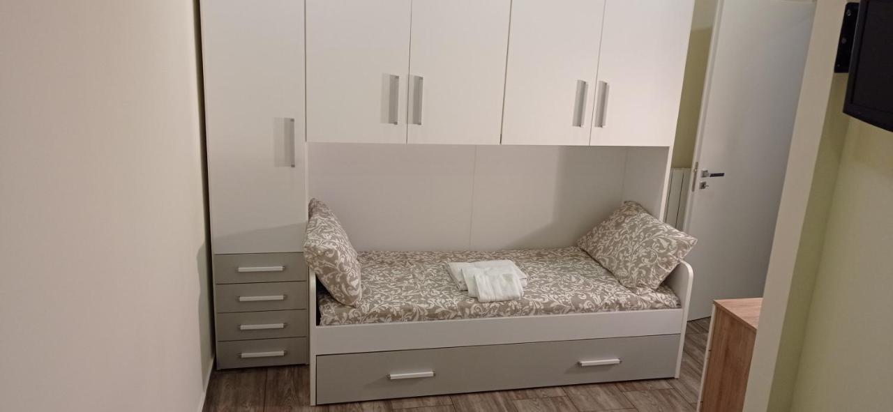 I Mori Apartament Ragalna Exteriör bild