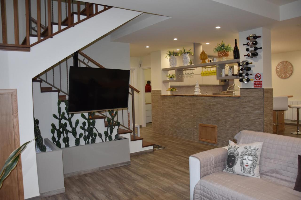 I Mori Apartament Ragalna Exteriör bild